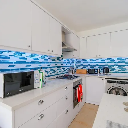 Lycia Detached 2+1 /with Private Garden Апартаменти *