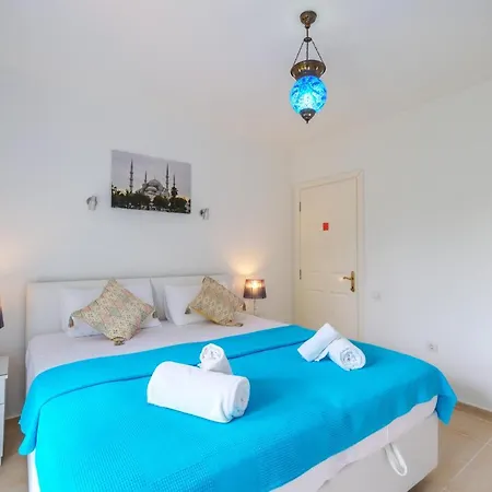 Апартаменти Lycia Detached 2+1 /with Private Garden *